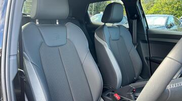 2025 Audi 1.0 TFSI 30 S line Sportback S Tronic Euro 6 5-door (Black) - Image: 12