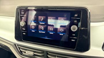 2023 Volkswagen 1.0 TSI Life Euro 6 5-door (Grey) - Image: 18