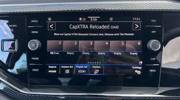 2025 Volkswagen 1.0 EVO Life Euro 6 5-door (Black) - Image: 35