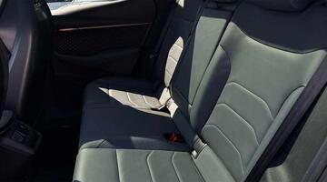 2024 CUPRA 77kWh VZ2 SUV Coupe Auto 4-doorive 5dr (Blue) - Image: 12