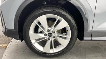 2025 Audi TFSI CoD 35 S line S Tronic Euro 6 5-door (Grey) - Image: 40