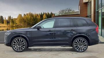 2025 Volvo 2.0 T8 18.8kWh Ultra Dark Auto 4WD Euro 6 5-door (Black) - Image: 6