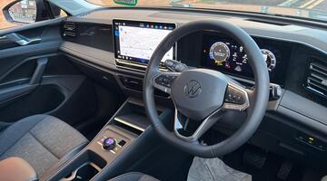 2025 Volkswagen ETSI MHEV Match DSG Euro 6 5-door (Grey) - Image: 6