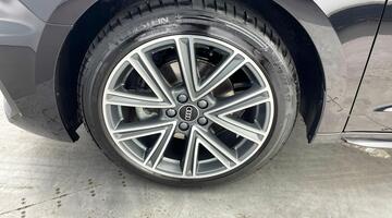 2025 Audi 1.0 TFSI 30 S line Sportback S Tronic Euro 6 5-door (Black) - Image: 38