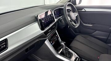 2024 Volkswagen TSI Life DSG Euro 6 5-door (White) - Image: 2