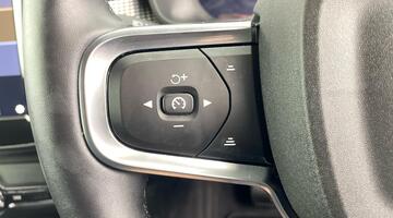 2025 Volvo 2.0 B4 MHEV Plus DCT Auto Euro 6 5-door (Grey) - Image: 21