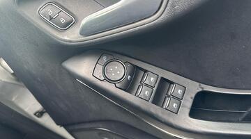 2022 Ford 1.0T EcoBoost MHEV Active Vignale Euro 6 5-door (Silver) - Image: 25