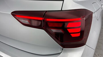 2023 Volkswagen 1.0 TSI Life DSG Euro 6 5-door (Silver) - Image: 27