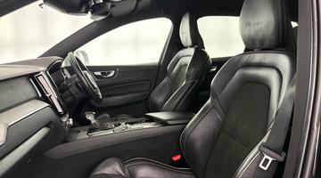 2019 Volvo 2.0 D4 R-Design Auto Euro 6 5-door (Black) - Image: 35