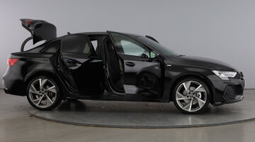 2025 Audi TFSI 35 Black Edition S Tronic Euro 6 4-door (Black) - Image: 10