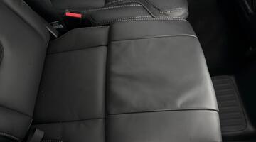 2025 Volvo 2.0 T8 18.8kWh Ultra Dark Auto 4WD Euro 6 5-door (Black) - Image: 44