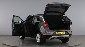 2022 Volkswagen TSI Life Euro 6 5-door (Grey) - Image: 11