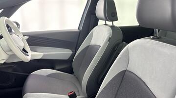 2021 Volkswagen Pro Performance 58kWh Tech Auto 5-door (Blue) - Image: 35