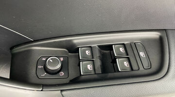 2025 Audi TFSI 35 Black Edition Sportback S Tronic Euro 6 5-door (Blue) - Image: 20