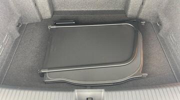 2025 Volkswagen TSI R-Line DSG 2WD Euro 6 2-door (Black) - Image: 31