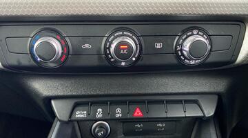 2025 Audi TFSI 35 S line Sportback S Tronic Euro 6 5-door (Black) - Image: 13