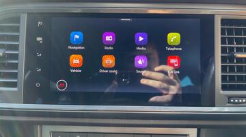 2024 CUPRA EcoTSI V2 DSG Euro 6 5-door (Black) - Image: 25