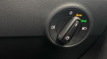 2025 Volkswagen TSI Match DSG Euro 6 5-door (Blue) - Image: 20