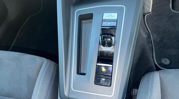 2020 Volkswagen ETSI MHEV Style DSG Euro 6 5-door (Yellow) - Image: 25