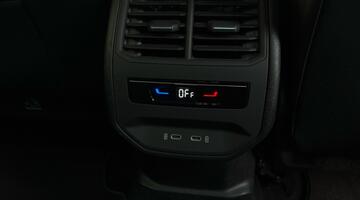 2022 SEAT EHybrid 12.8kWh XCELLENCE Lux DSG Euro 6 5-door (Grey) - Image: 24