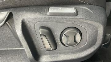 2024 Volkswagen TSI 13kWh R-Line Shooting Brake DSG Euro 6 5-door (Black) - Image: 23