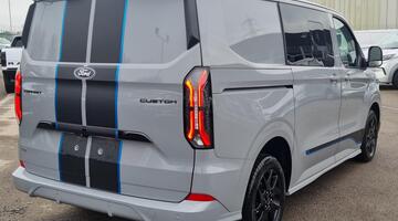 2026 Ford 320 Duratec 11.8kWh Sport Crew Van Auto Euro 6 5-door (Grey) - Image: 8