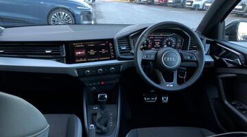 2025 Audi 1.0 TFSI 30 S line Sportback S Tronic Euro 6 5-door (Black) - Image: 8