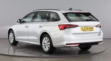 2024 Škoda TSI ACT SE Technology Euro 6 5-door (Silver) - Image: 3