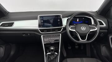 2022 Volkswagen TSI Style 2WD Euro 6 2-door (Multicolour) - Image: 8