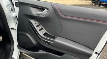 2023 Ford EcoBoost ST Euro 6 5-door (White) - Image: 29