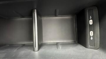 2022 Volkswagen Pro Performance 58kWh Family Auto 5-door (Unlisted) - Image: 24