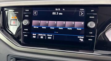 2021 Volkswagen 1.0 TSI Match Euro 6 5-door (White) - Image: 25