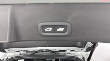 2024 Volvo 2.0 B3 MHEV Plus DCT Auto Euro 6 5-door (Grey) - Image: 17