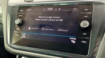 2023 Volkswagen TSI R-Line Edition DSG Euro 6 5-door (Grey) - Image: 17