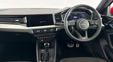 2025 Audi 1.0 TFSI 30 S line Sportback S Tronic Euro 6 5-door (Red) - Image: 8