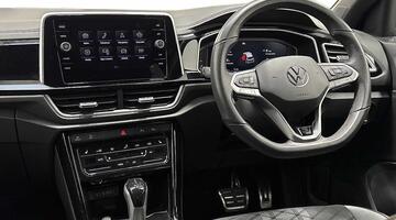 2025 Volkswagen 2.0 TDI R-Line DSG Euro 6 5-door (Grey) - Image: 2