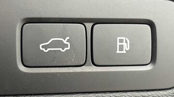 2025 Volvo 2.0 T8 18.8kWh Ultra Dark Auto 4WD Euro 6 5-door (Black) - Image: 30