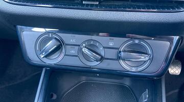 2023 Škoda 1.0 MPI Colour Edition Euro 6 5-door (Blue) - Image: 26