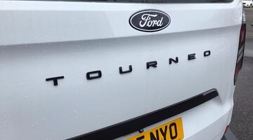 2025 Ford 2.0 320 EcoBlue Zetec L1 Euro 6 5-door (White) - Image: 31