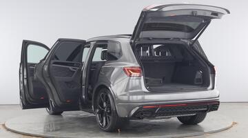 2025 Volkswagen 3.0 V6 TSI eHybrid 14.3kWh R Tiptronic 4Motion Euro 6 5-door (Grey) - Image: 11