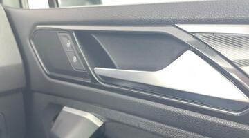 2018 Volkswagen 2.0 TSI SEL DSG 4Motion Euro 6 5-door (White) - Image: 27