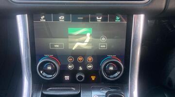 2020 Land Rover 2.0 P400e 13.1kWh HSE Dynamic Auto 4WD Euro 6 5-door (Black) - Image: 17