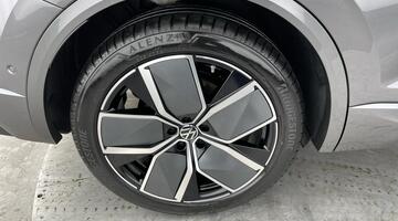 2025 Volkswagen 3.0 TDI V6 Black Edition Tiptronic 4Motion Euro 6 5-door (Grey) - Image: 32