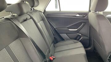 2023 Volkswagen 1.0 TSI Life Euro 6 5-door (Grey) - Image: 22