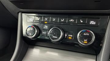 2023 Škoda 2.0 TDI SE L DSG Euro 6 5-door (Silver) - Image: 8