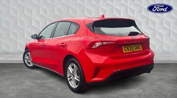 2020 Ford EcoBlue Zetec Euro 6 5-door (Red) - Image: 3