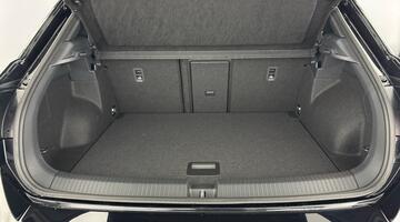 2025 Volkswagen TSI R-Line DSG Euro 6 5-door (Black) - Image: 27