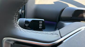 2025 Volvo Twin Performance 69kWh Ultra Auto 5-door (Blue) - Image: 49