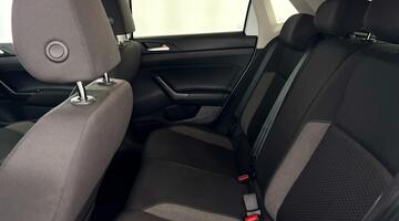 2022 Volkswagen 1.0 TSI Life Euro 6 5-door (White) - Image: 27