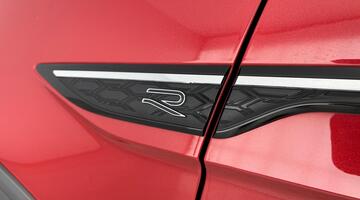 2022 Volkswagen 1.0 TSI R-Line Euro 6 5-door (Red) - Image: 37